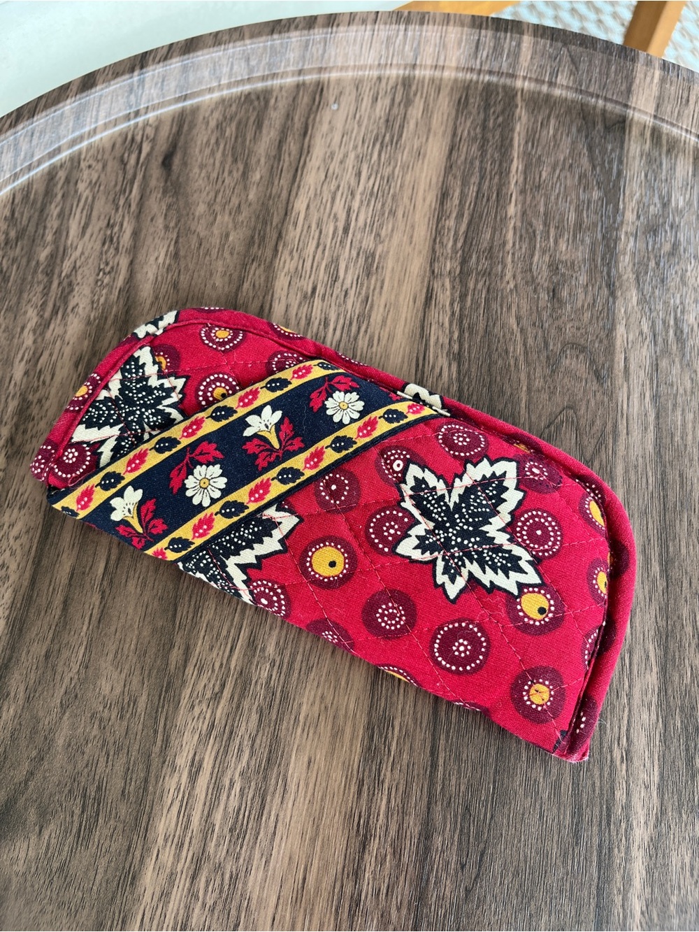 Vera Bradley Red Coin Eyeglasses Case - Picture 2 of 4